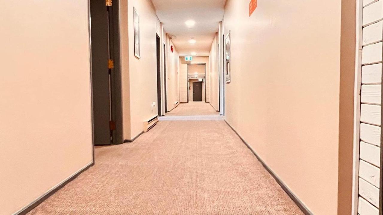 Airport Inn Port Hardy Extérieur photo